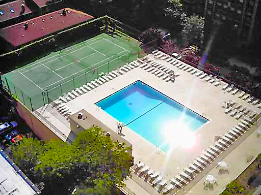 4343 N Clarendon Avenue Unit: 516