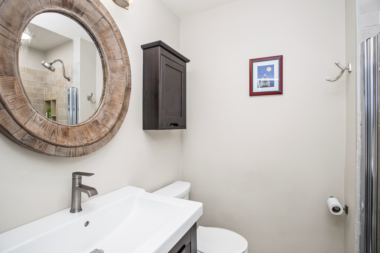 4250 N MARINE Drive Unit: 922