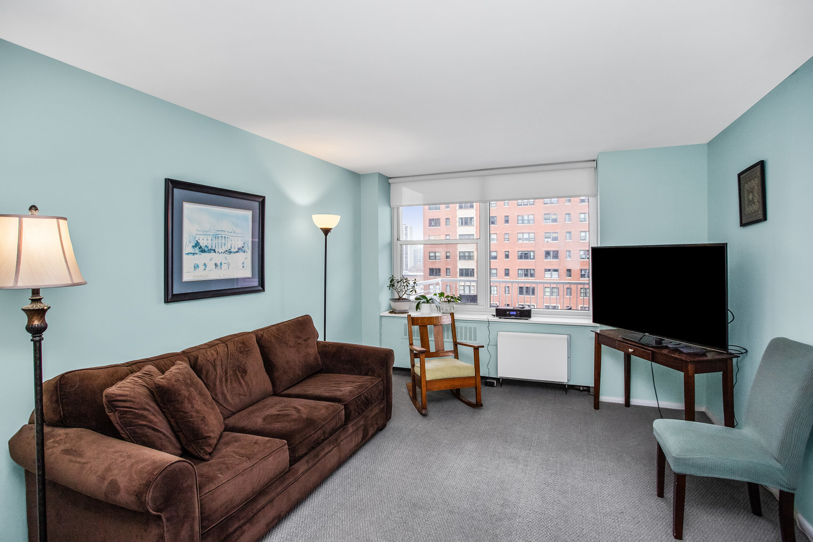 4250 N MARINE Drive Unit: 922