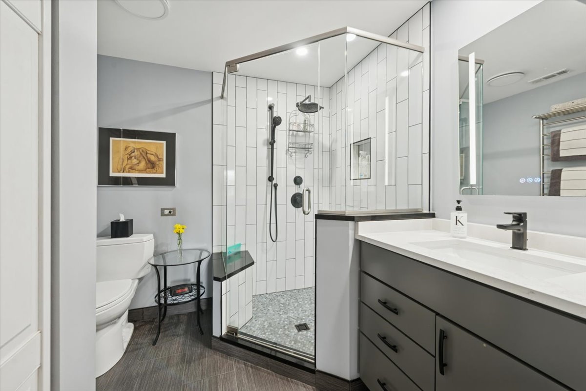 4635 N Magnolia Avenue Unit: 3