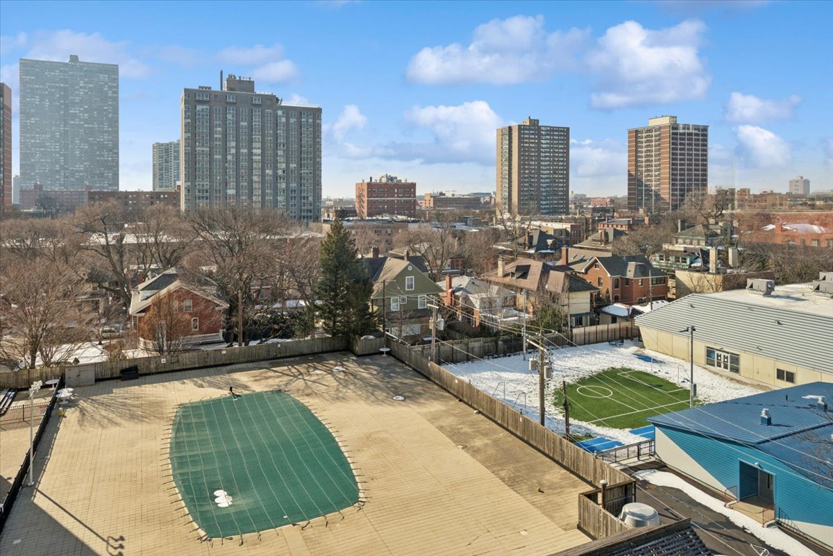 4250 N Marine Drive Unit: 835