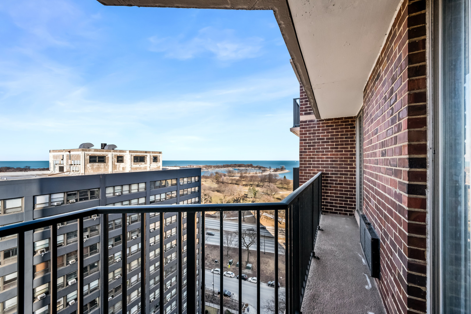 4170 N Marine Drive Unit: 18H