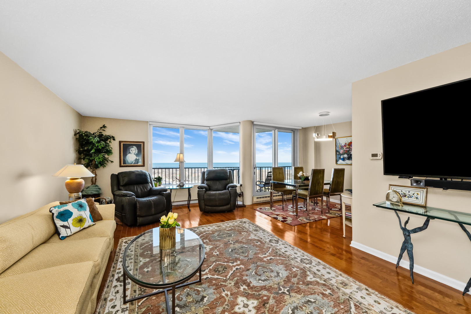 4170 N Marine Drive Unit: 21F