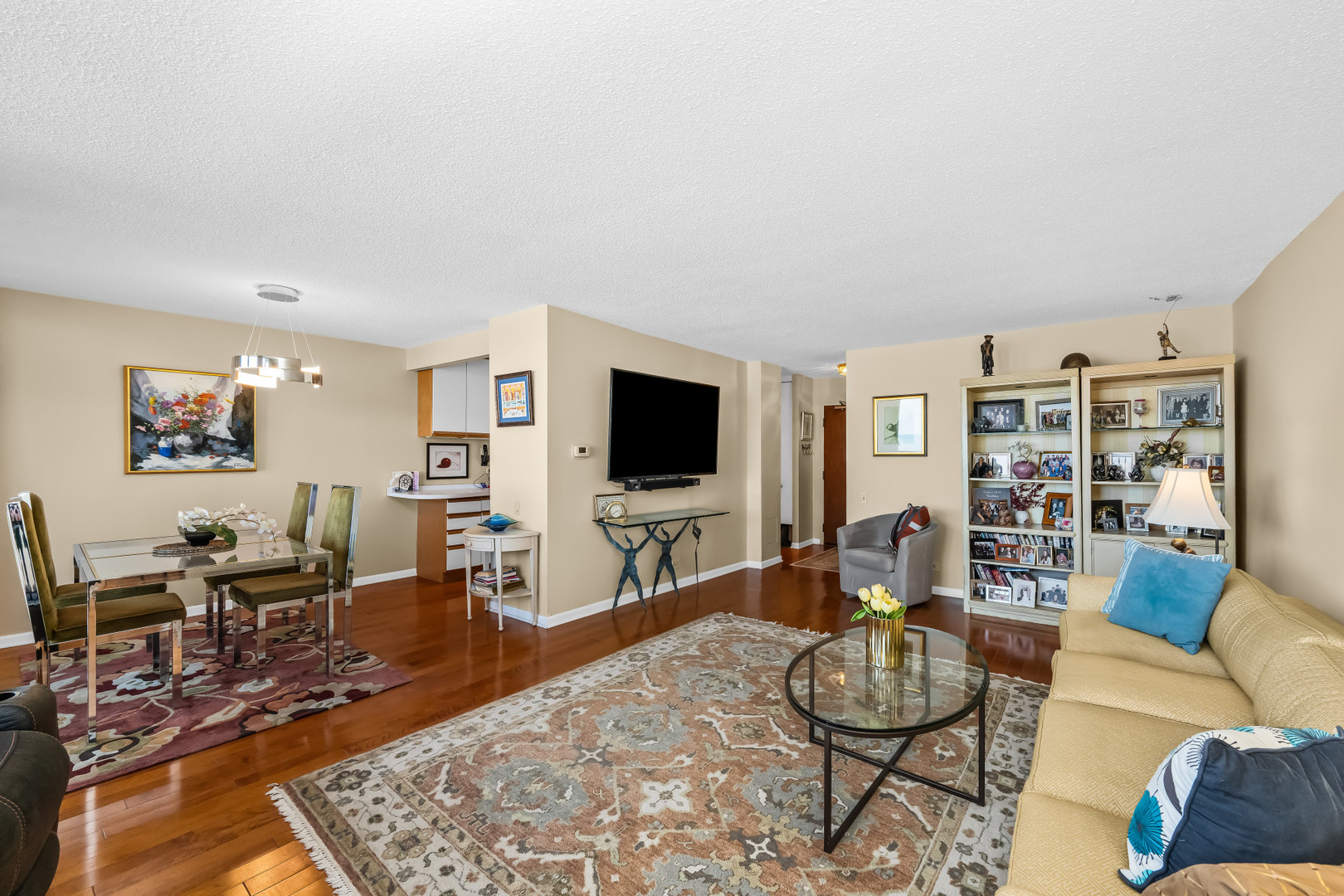 4170 N Marine Drive Unit: 21F