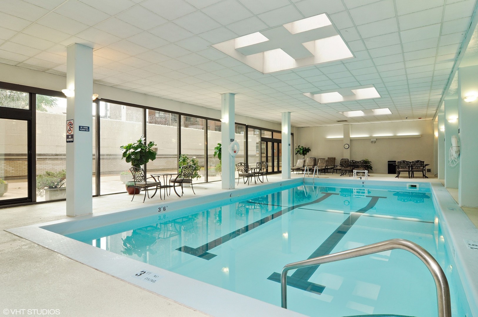 3200 N Lake Shore Drive Unit: 702