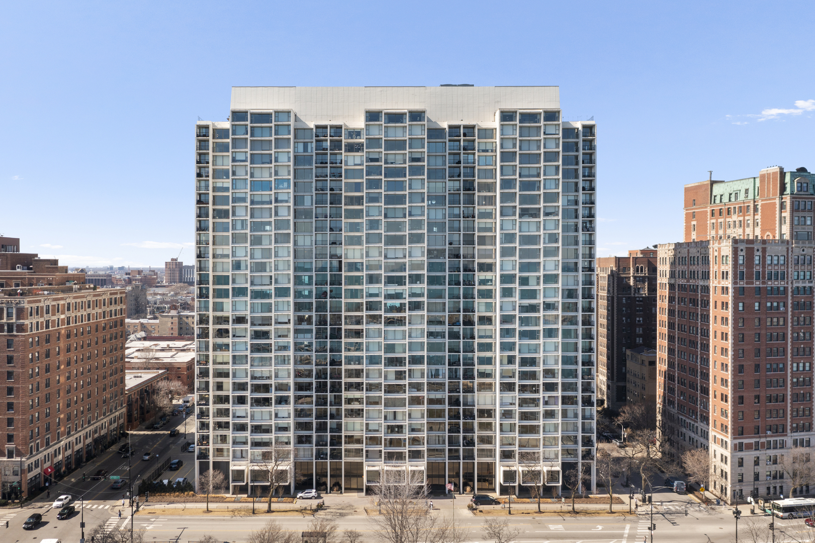 3200 N Lake Shore Drive Unit: 702