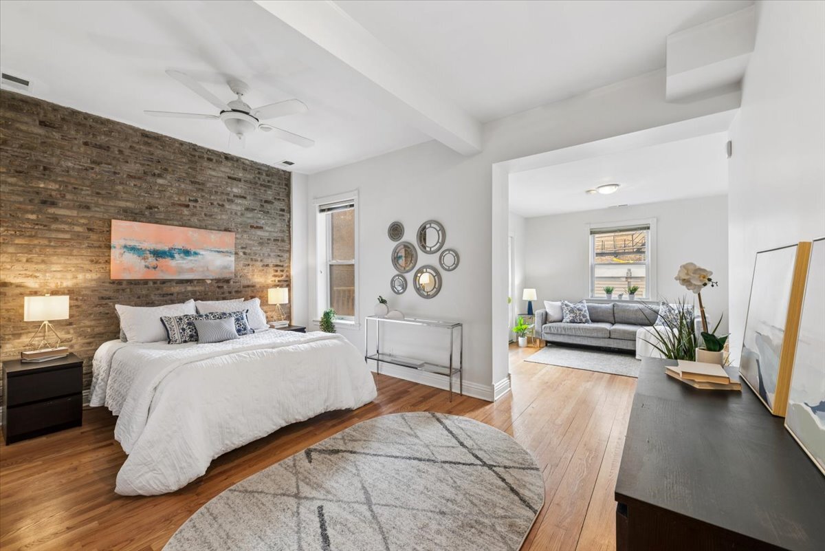 4718 N KENMORE Avenue Unit: 1S