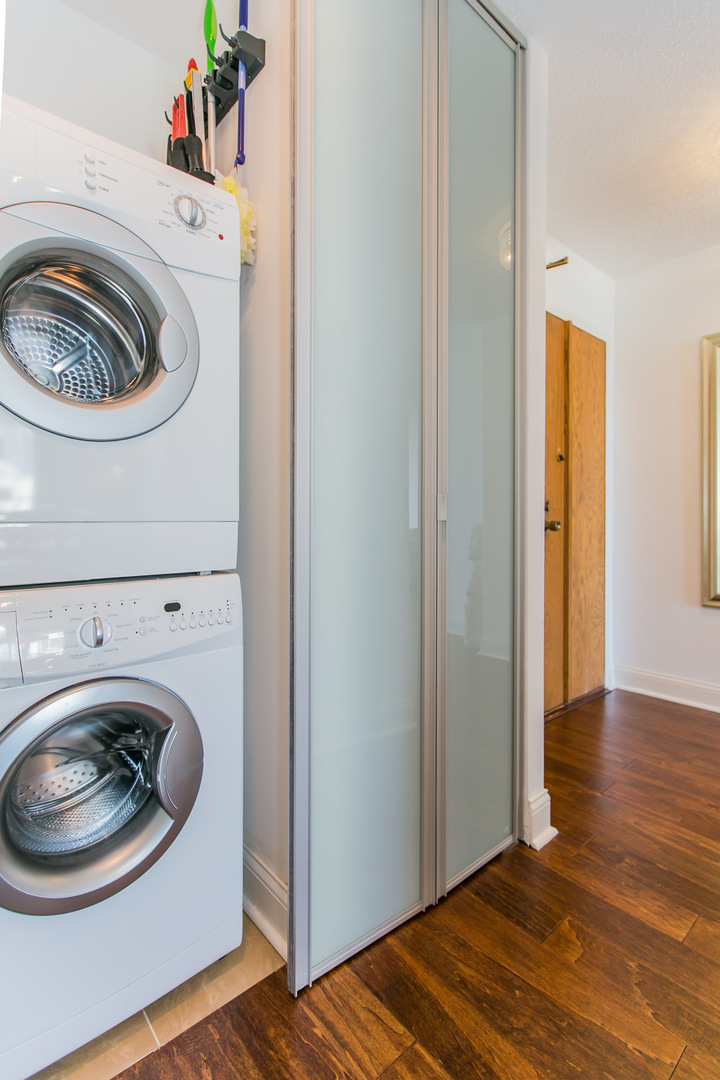 4170 N Marine Drive Unit: 18D