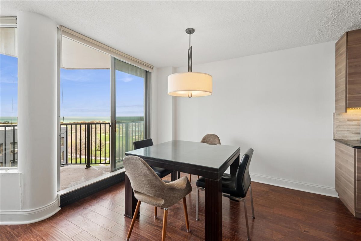 4170 N Marine Drive Unit: 18D