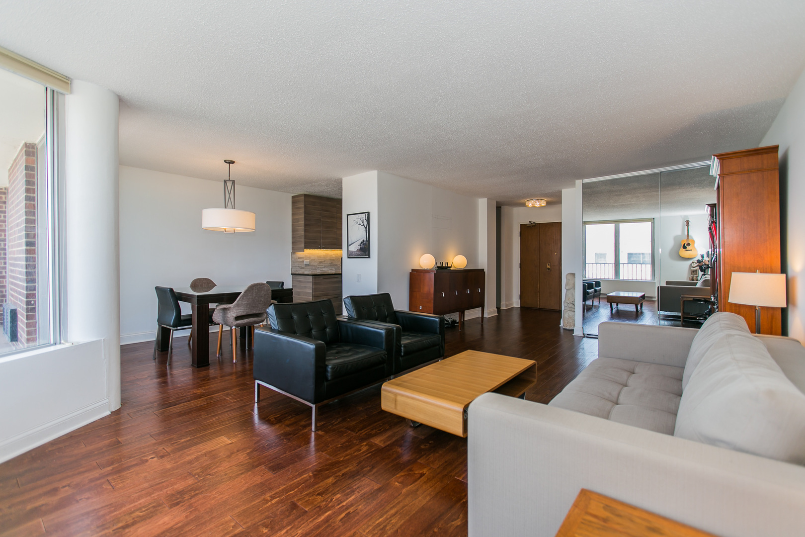 4170 N Marine Drive Unit: 18D