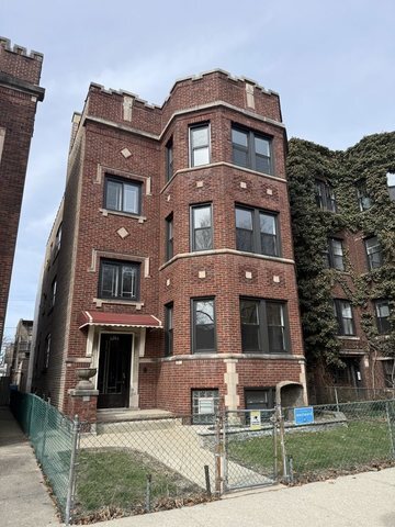 6246 N Oakley Avenue Unit: G