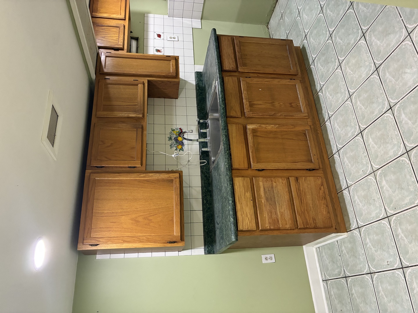 6246 N Oakley Avenue Unit: G