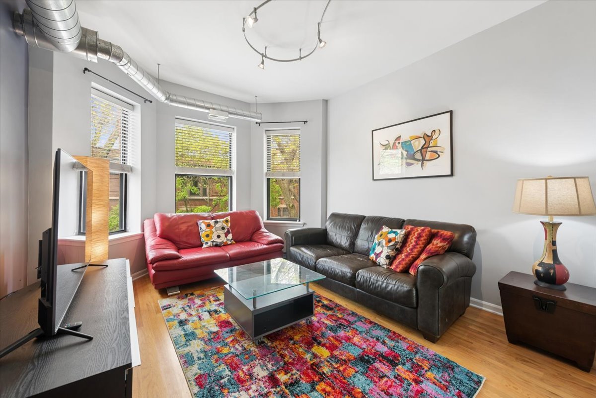 5353 N KENMORE Avenue Unit: 3A