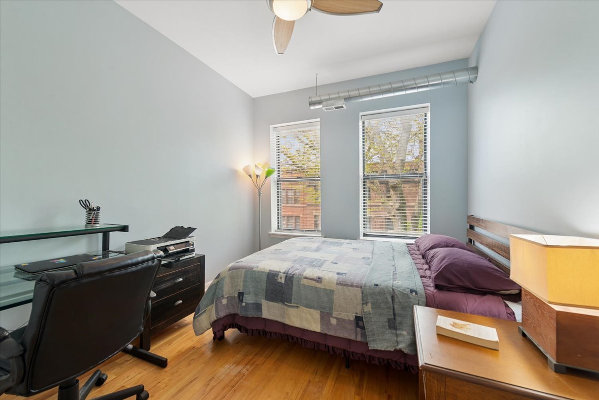 5353 N KENMORE Avenue Unit: 3A