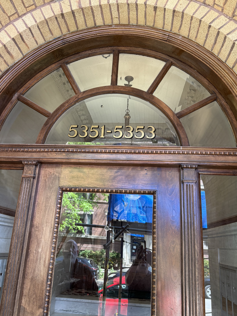 5353 N KENMORE Avenue Unit: 3A