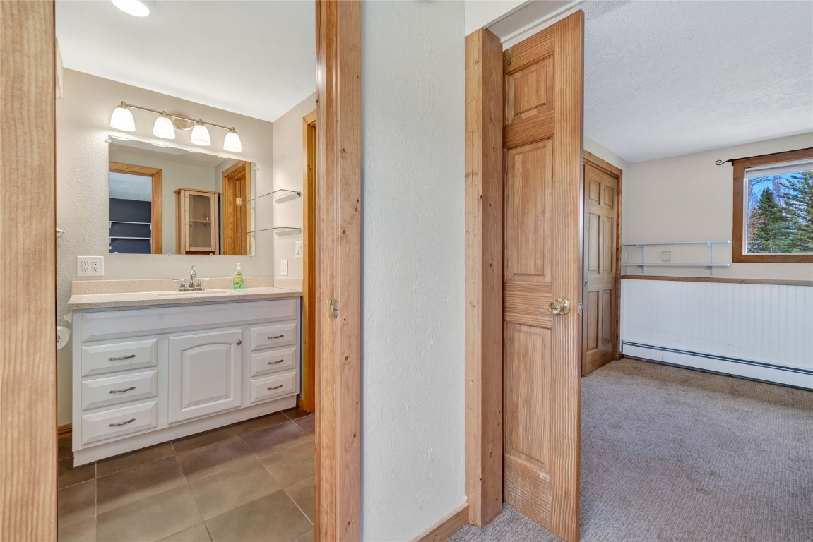 40521 Steamboat DRIVE