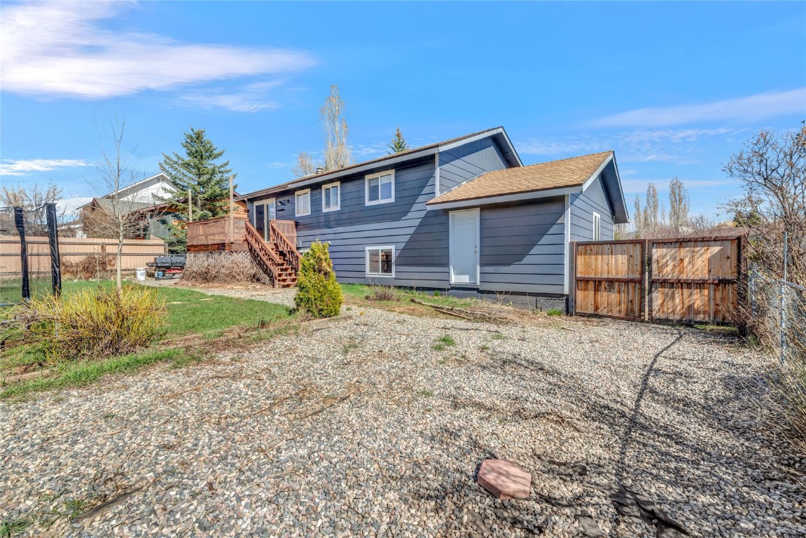 40521 Steamboat DRIVE