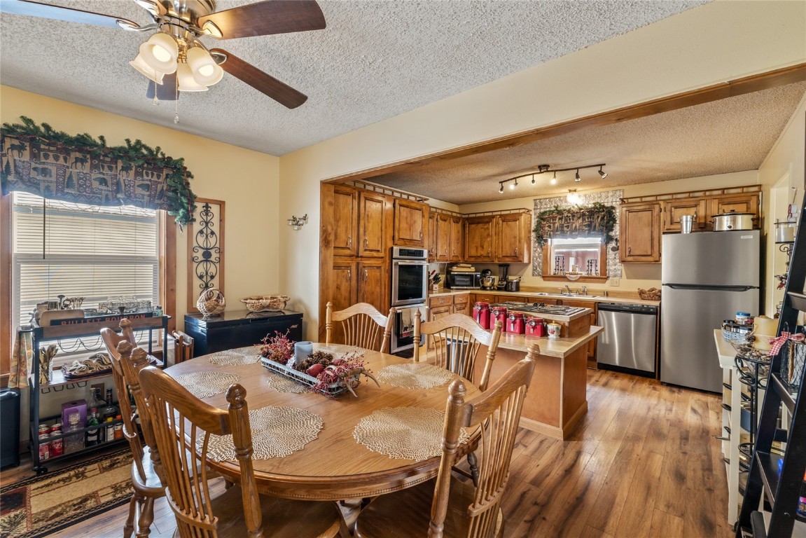 1360 Indian TRAIL 52