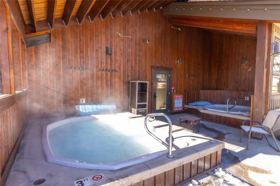 2130 Mount Werner CIRCLE 3322