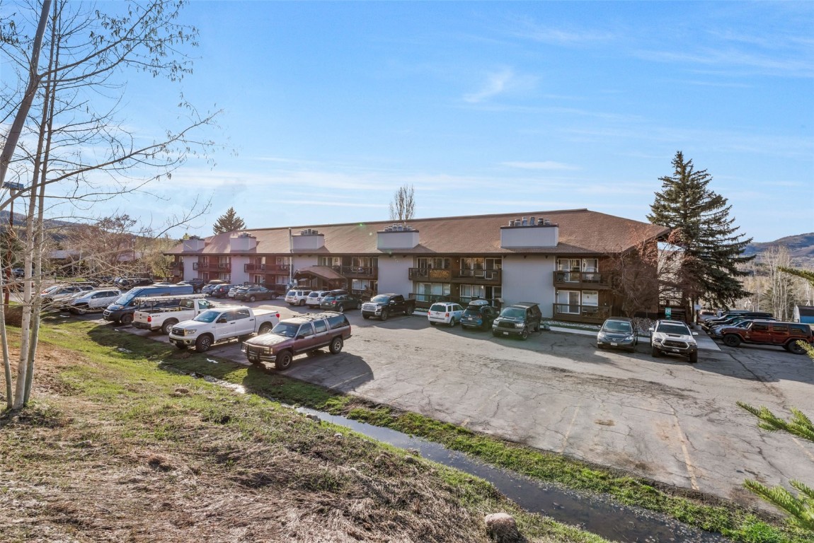 465 Tamarack DRIVE B107