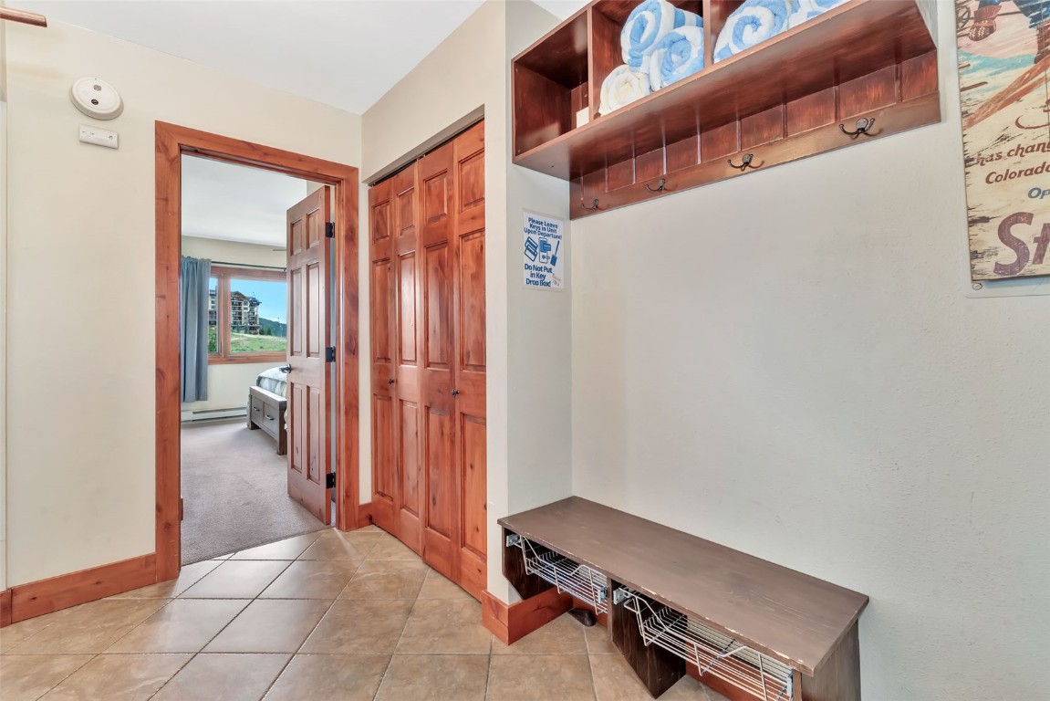 1995 Storm Meadows DRIVE 307