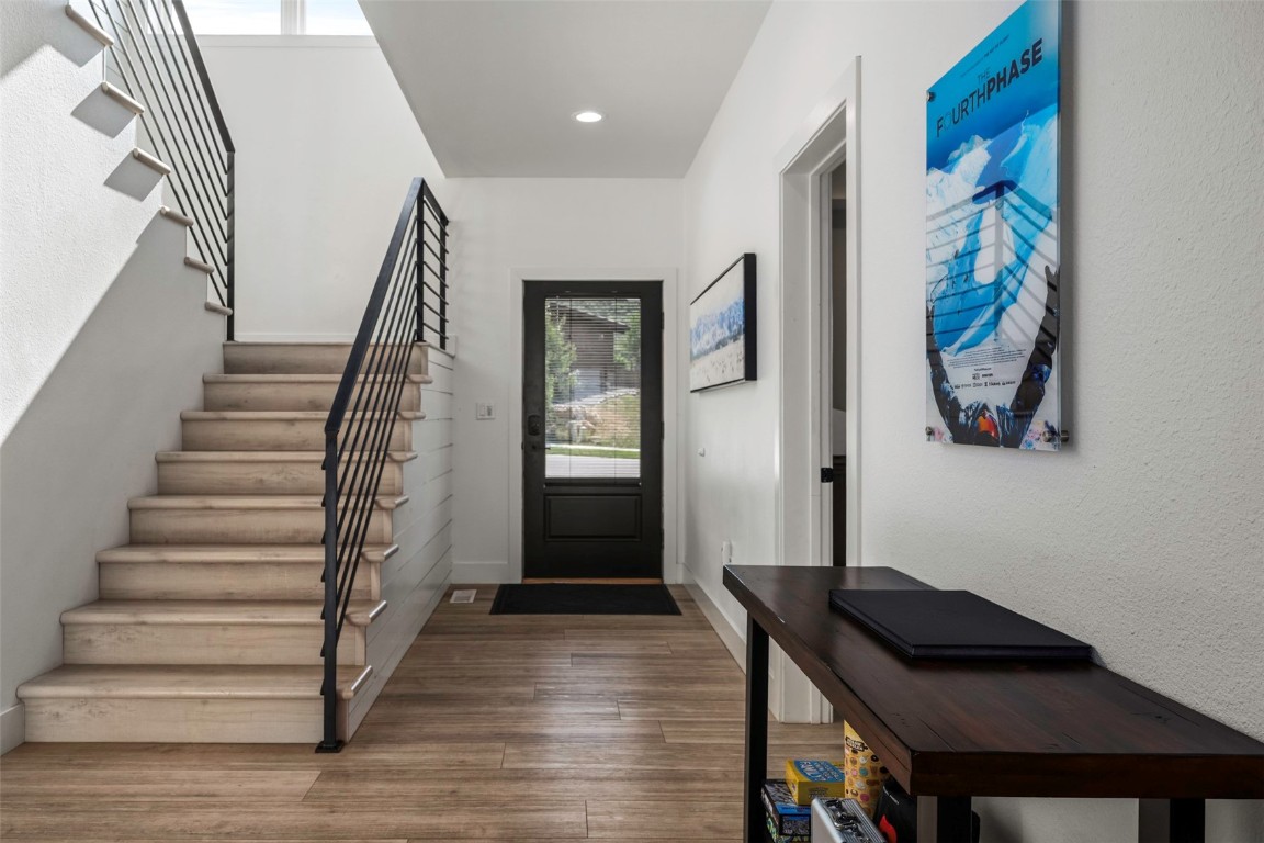 1859 Sunlight DRIVE