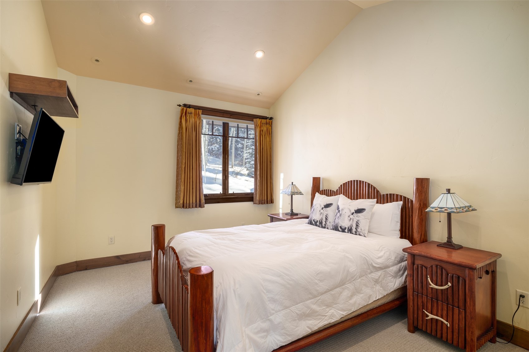 33750 Sky Valley DRIVE