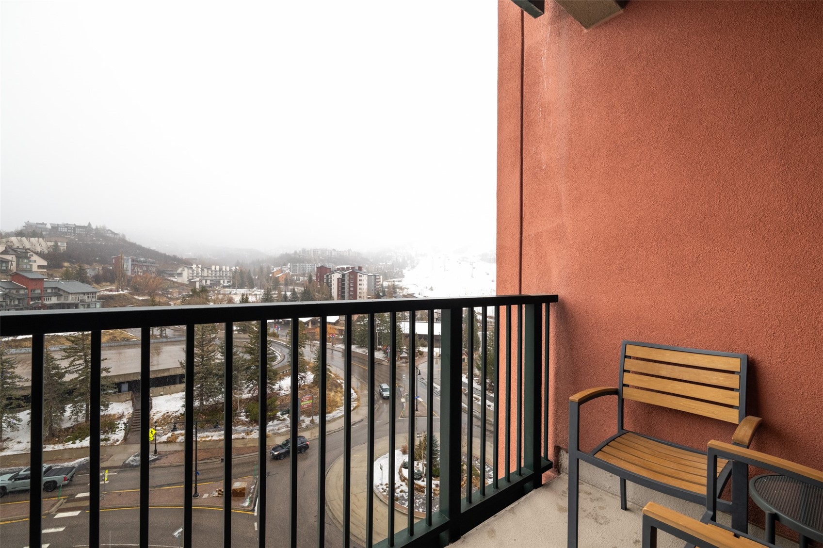 2300 Mount Werner CIRCLE 617/618