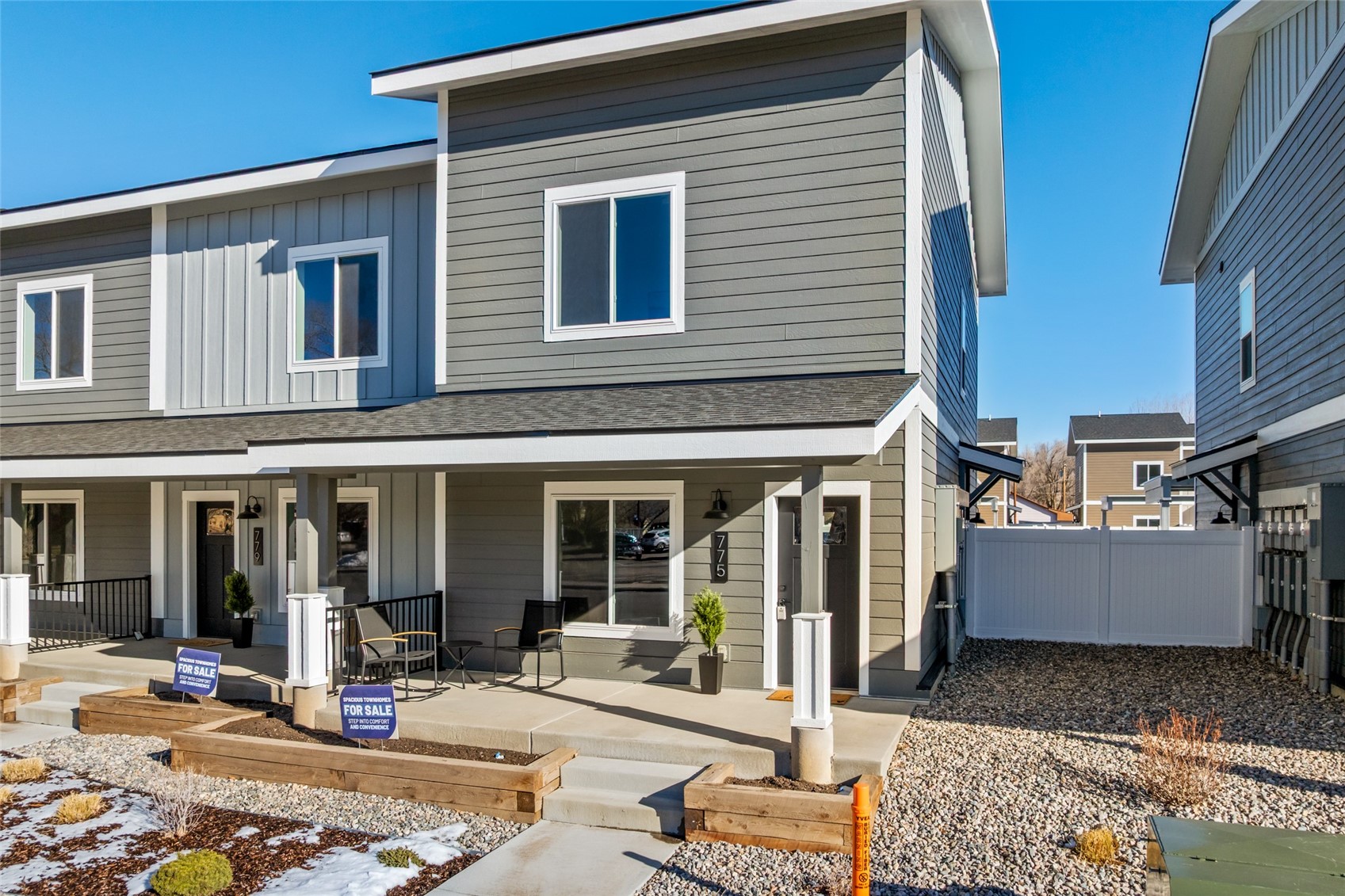 767 Russell STREET -