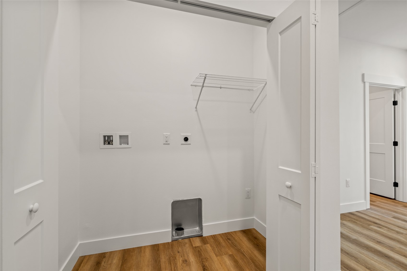 767 Russell STREET -