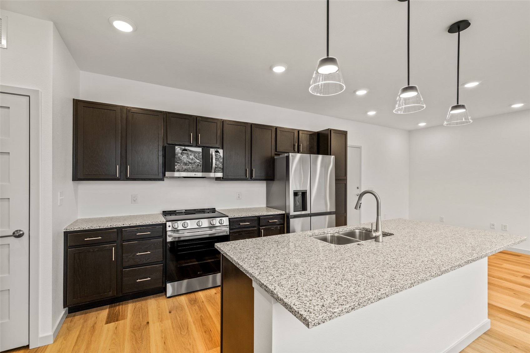 1648 Mid Valley Drive 2510