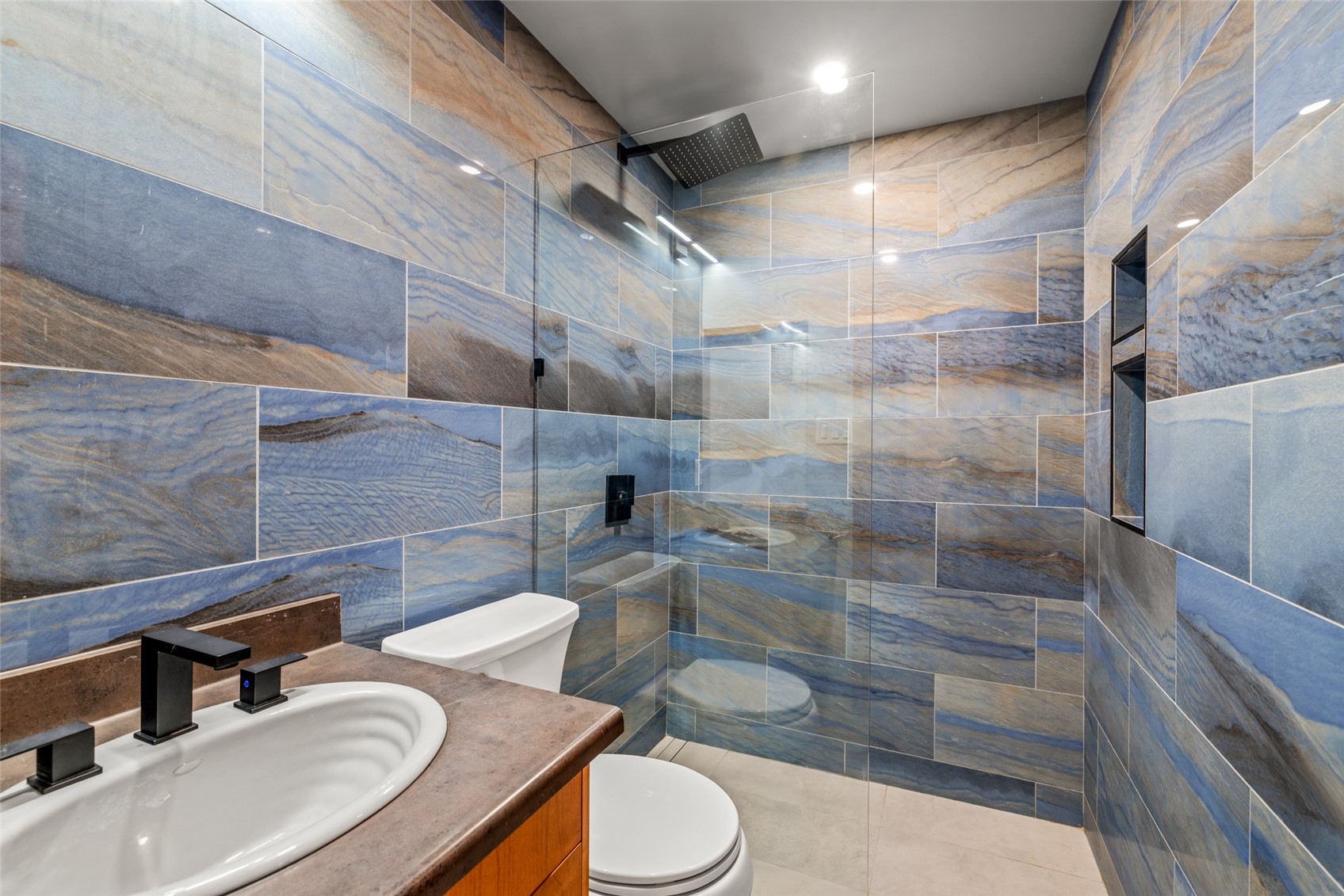 3401 Apres Ski WAY