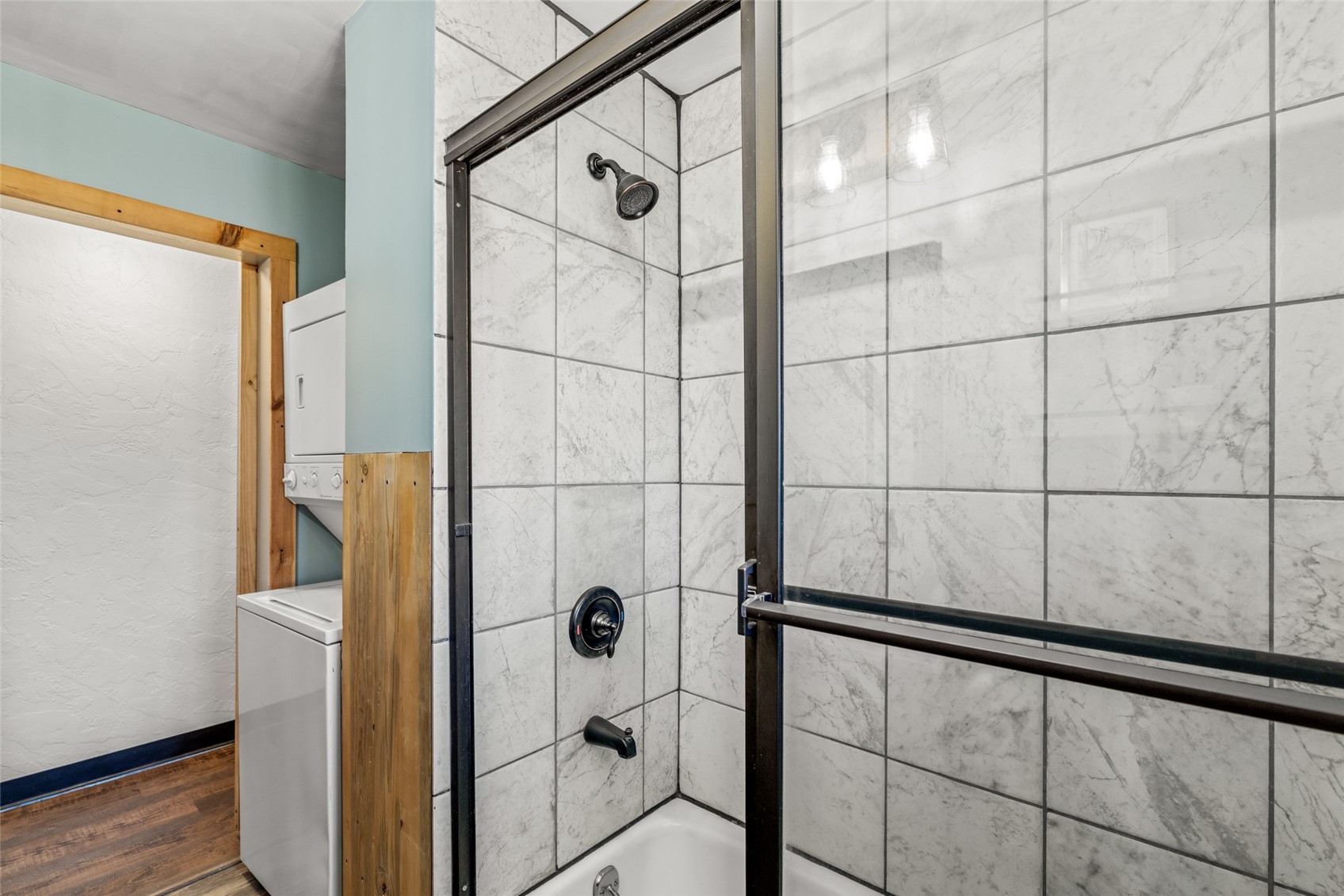 730 W Jefferson AVENUE