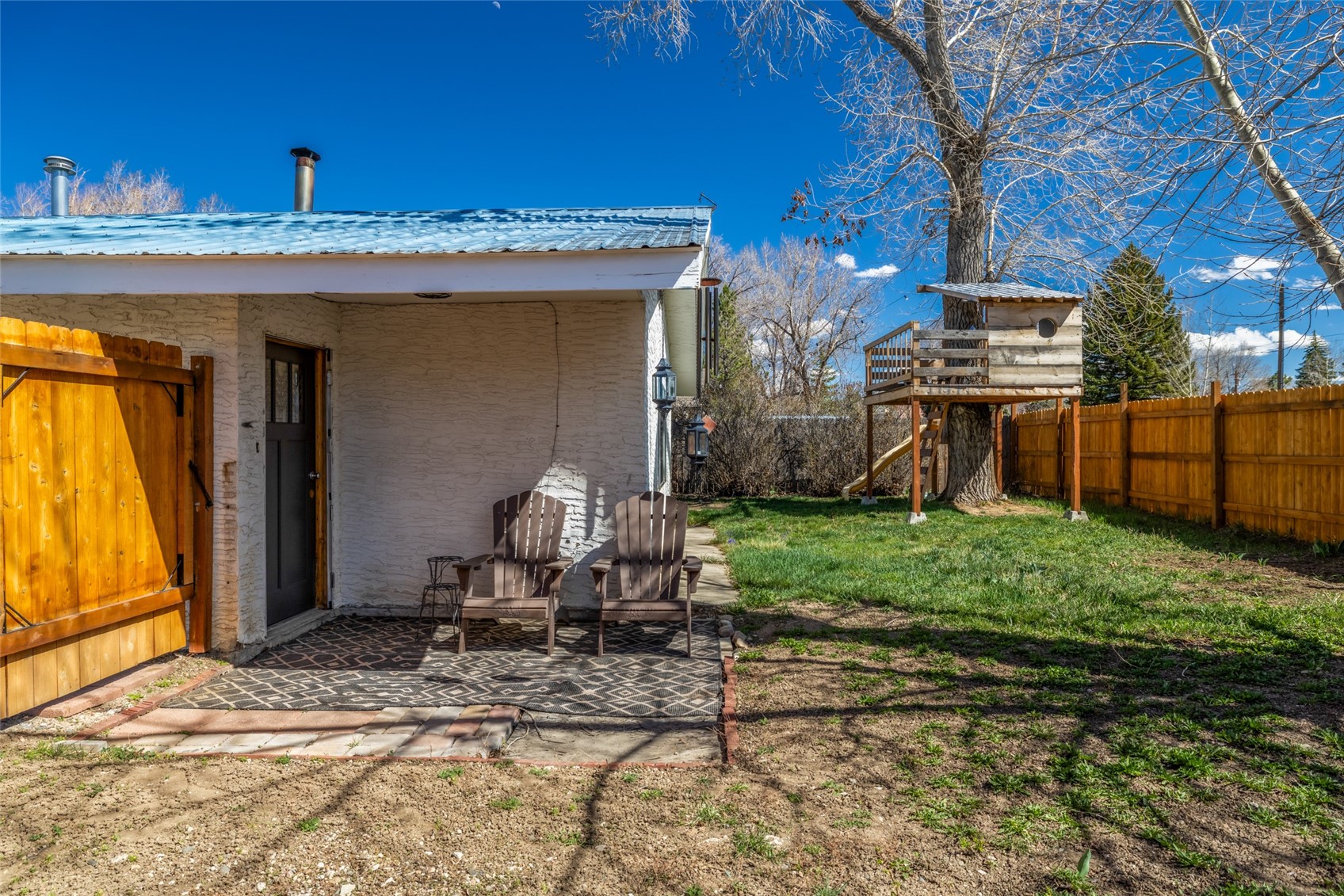 730 W Jefferson AVENUE