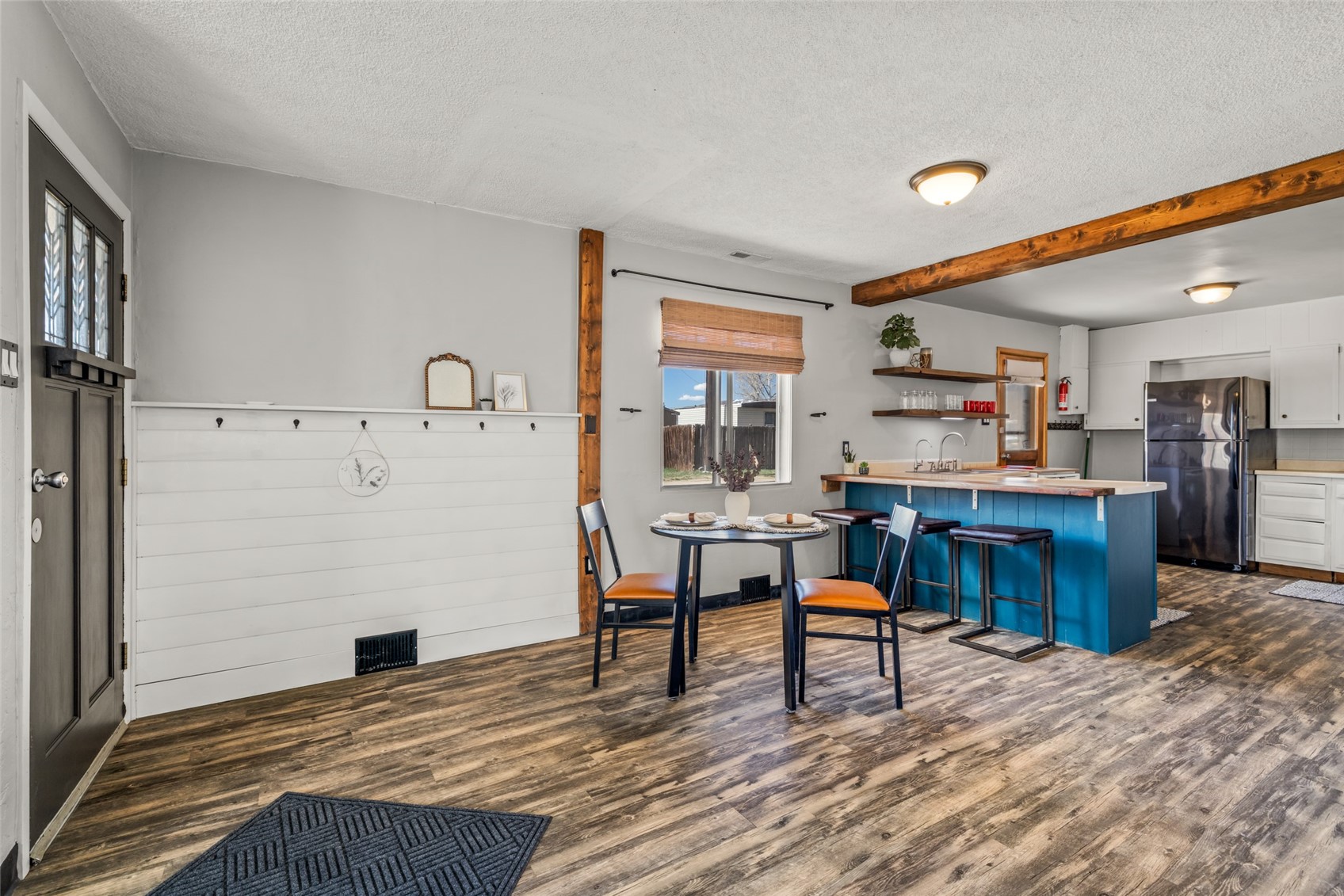 730 W Jefferson AVENUE