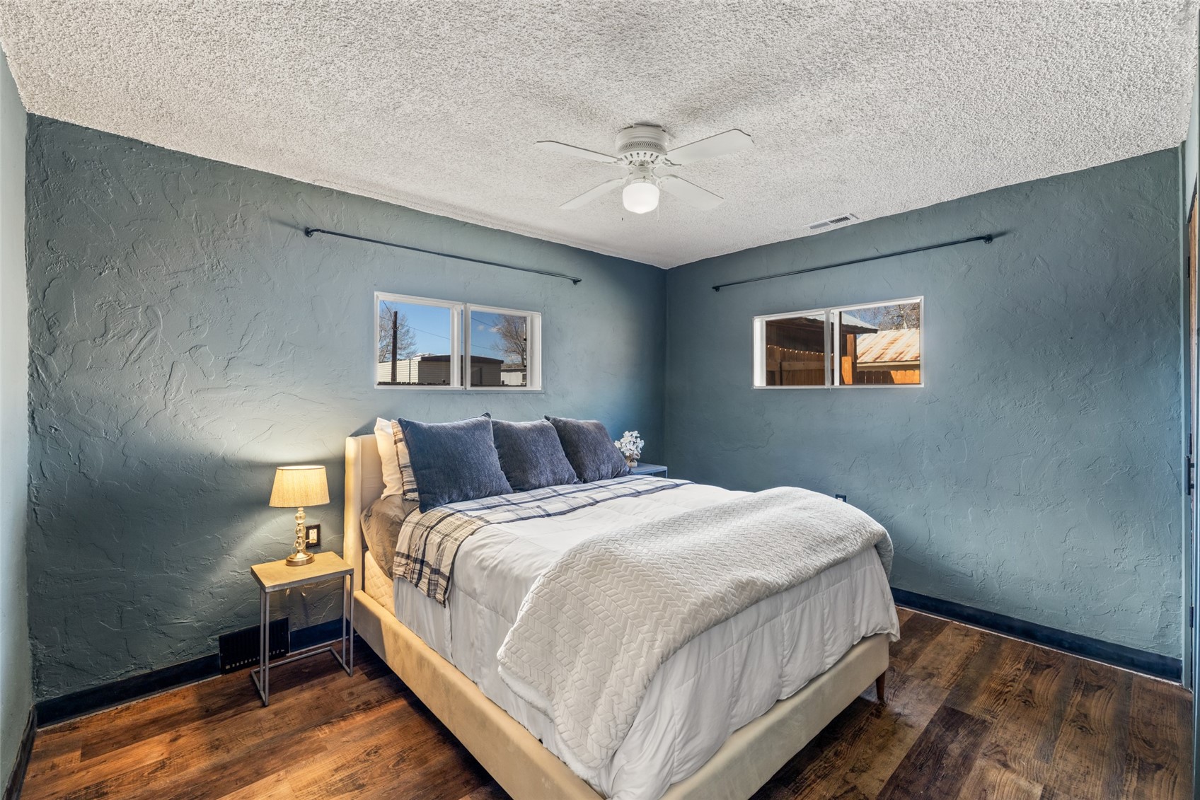 730 W Jefferson AVENUE