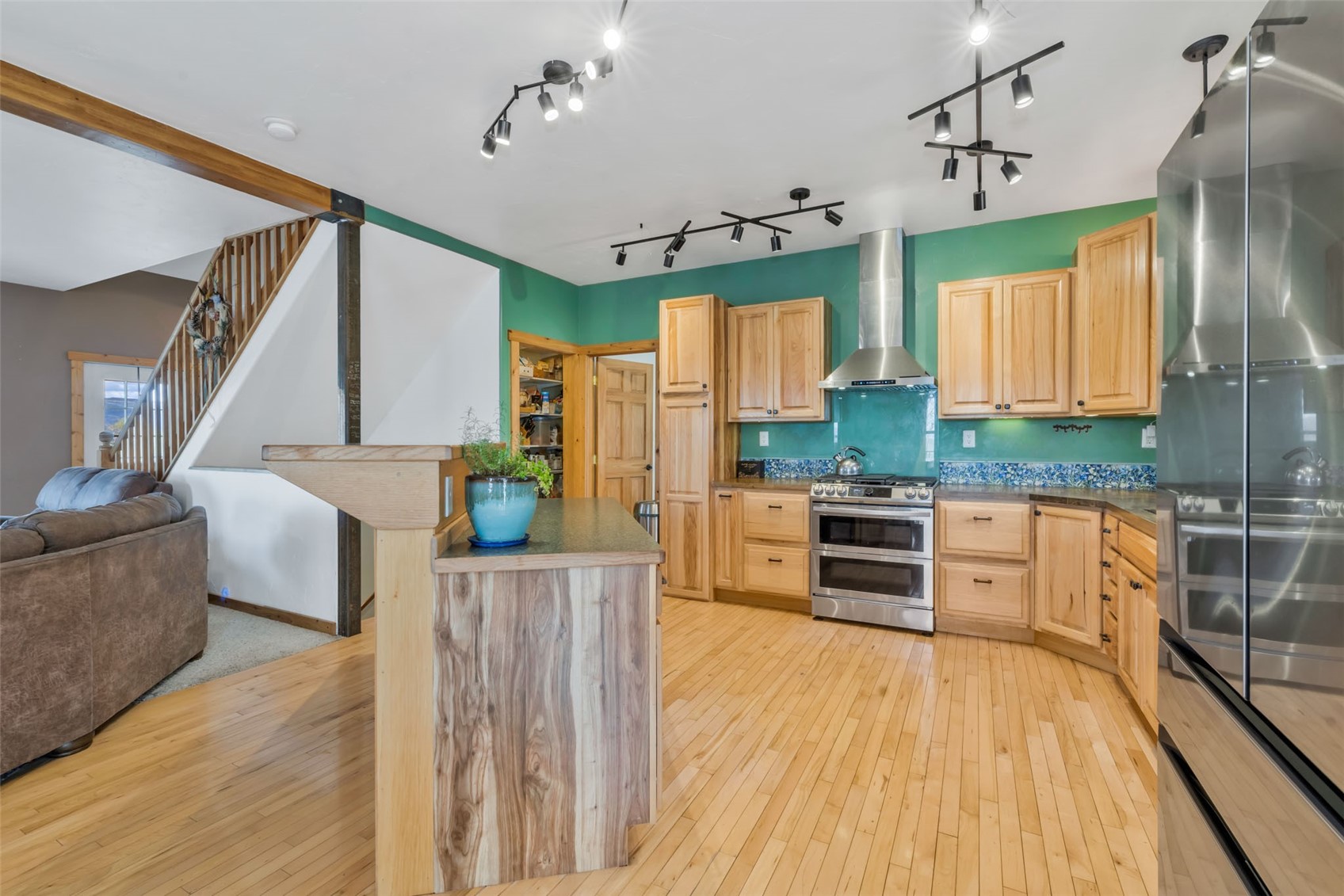 24425 Rawhide TRAIL