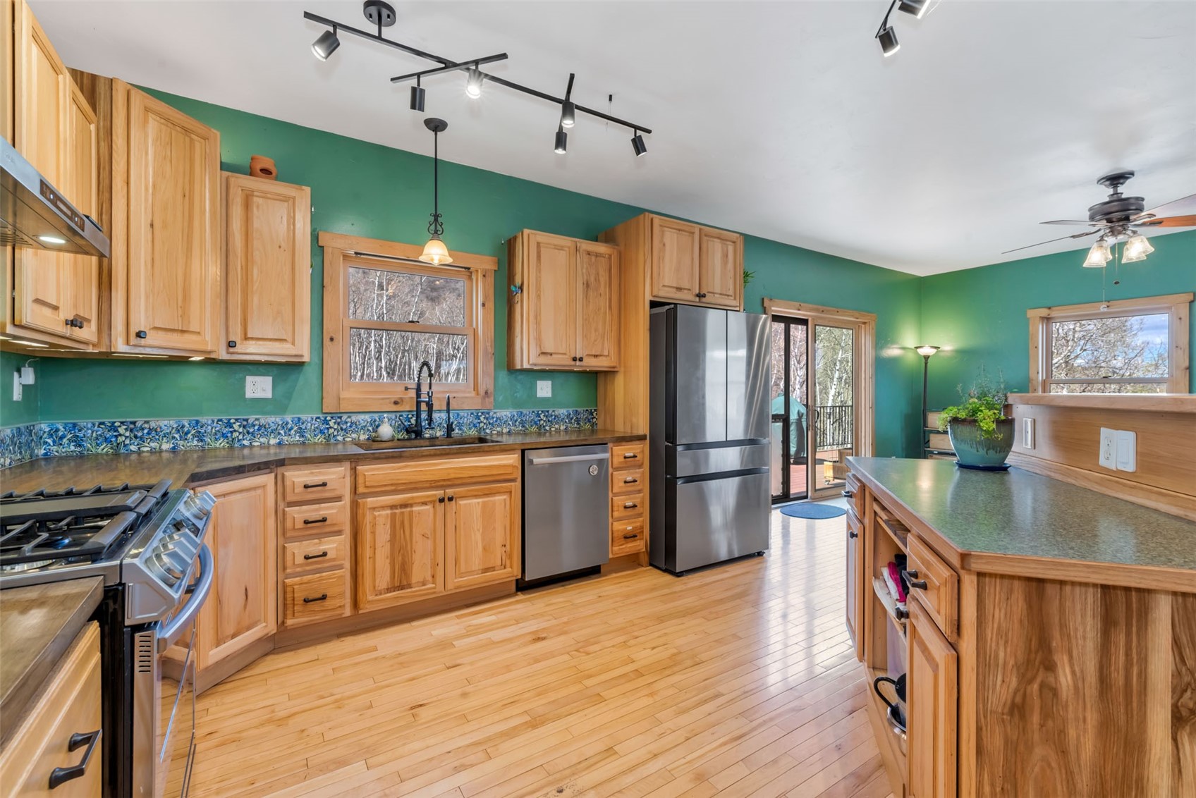 24425 Rawhide TRAIL