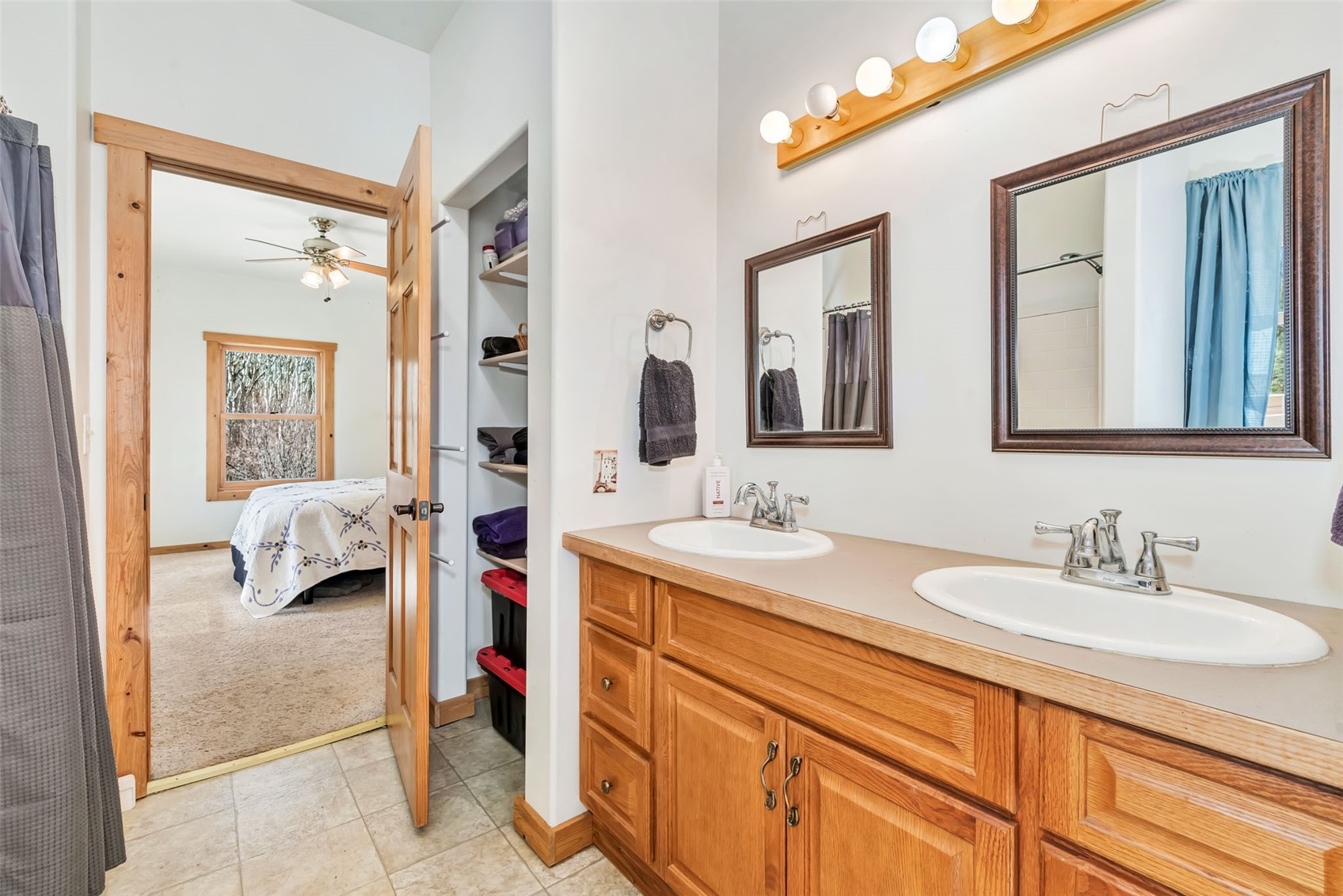 24425 Rawhide TRAIL
