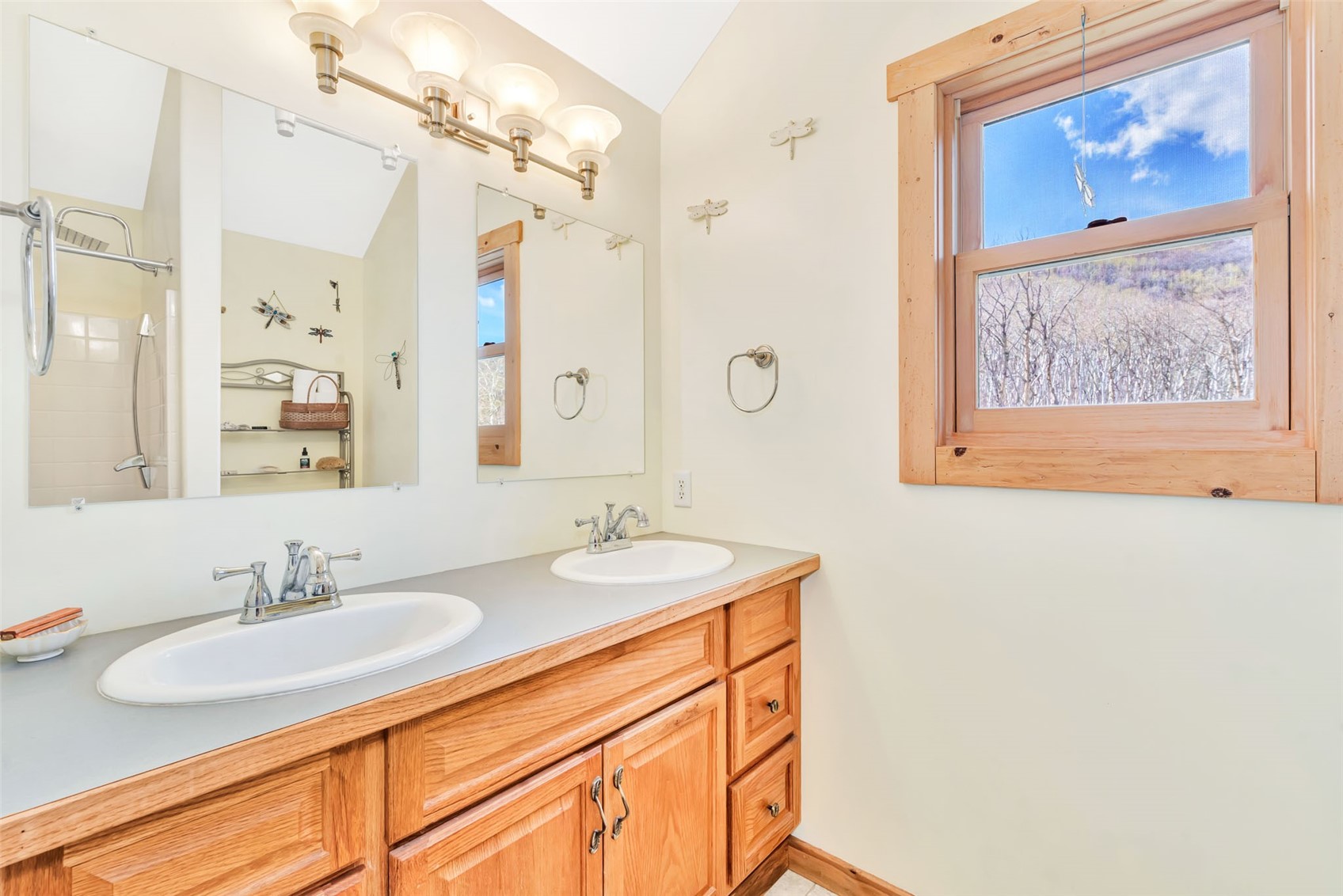24425 Rawhide TRAIL