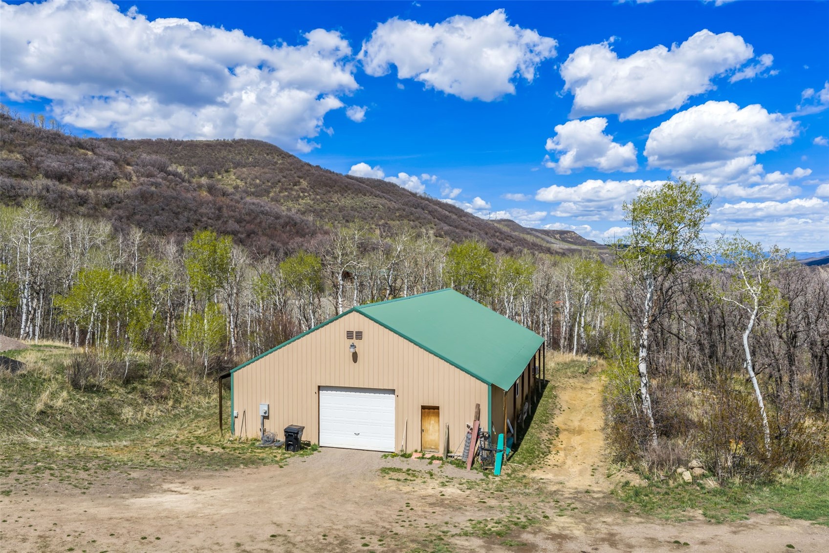 24425 Rawhide TRAIL