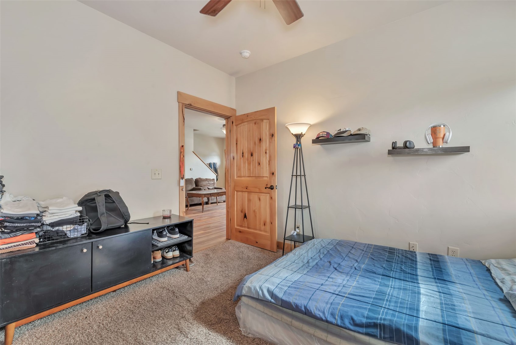182 S 6th STREET -