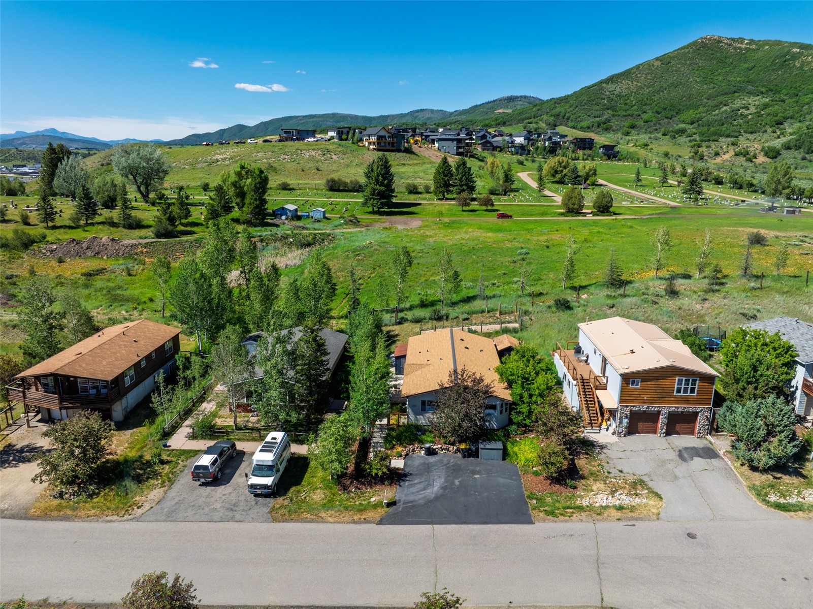 1496 Conestoga CIRCLE