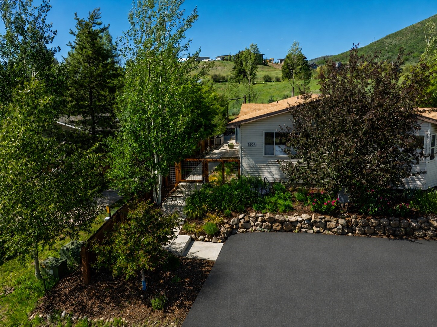 1496 Conestoga CIRCLE