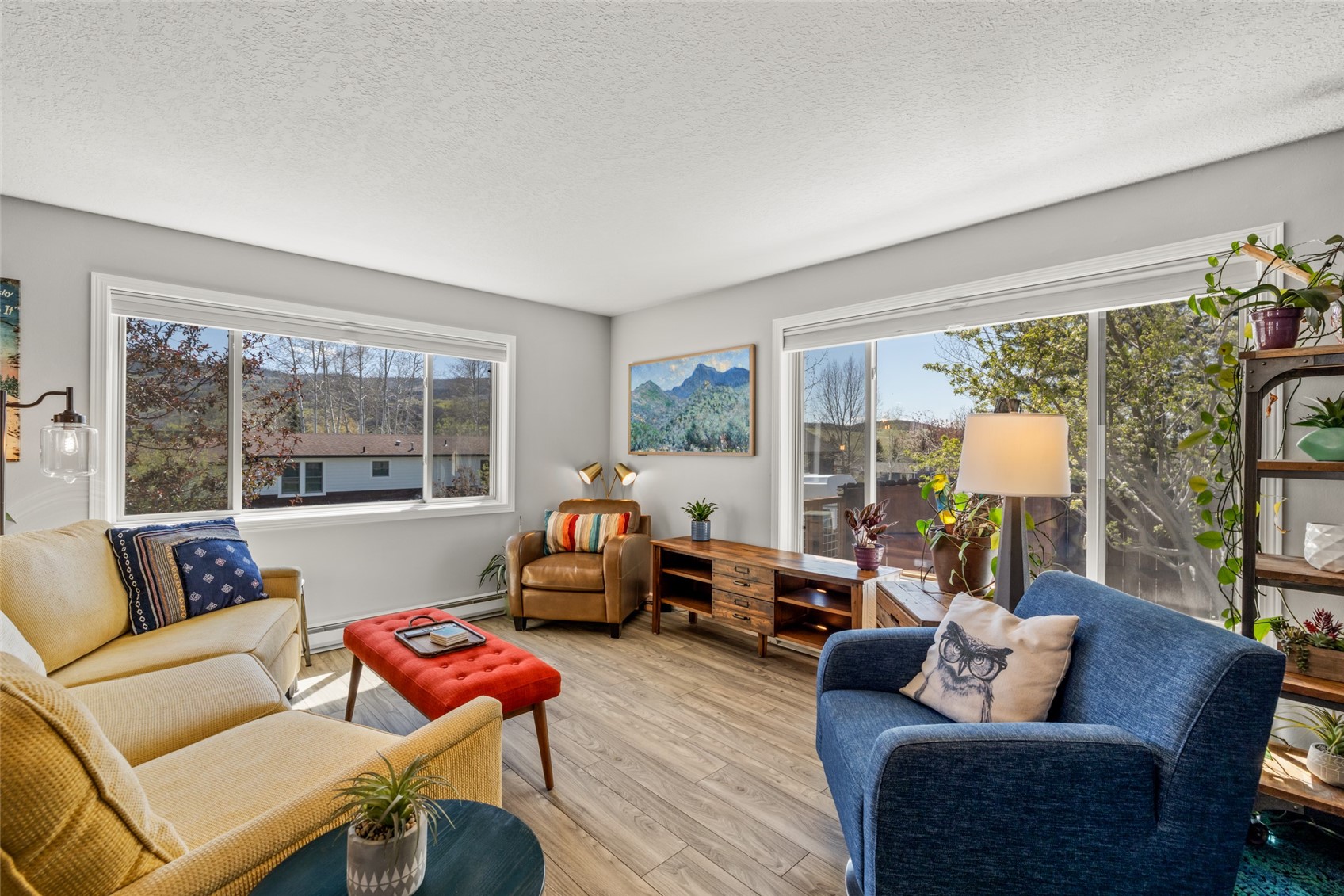 1496 Conestoga CIRCLE