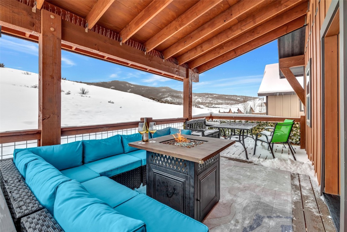 23600 Sagebrush CIRCLE