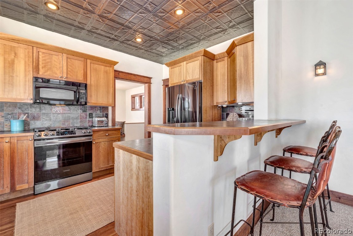 31714 Whiskey Hill LANE