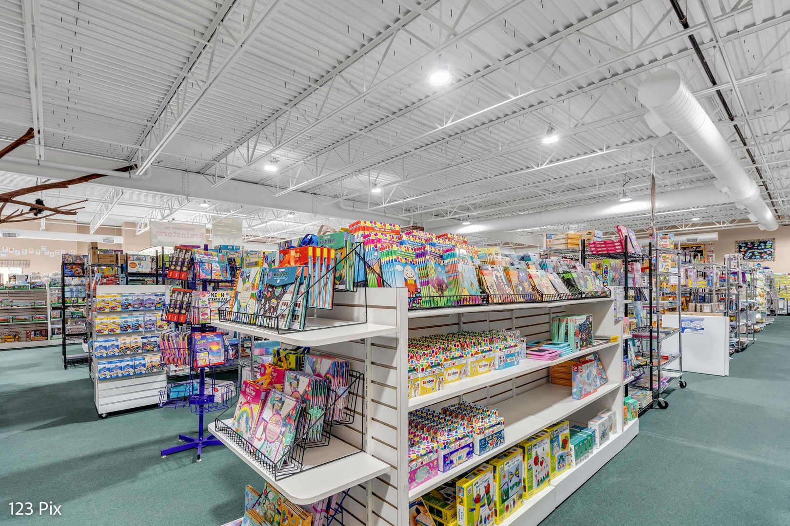 625 N Bridgeport Terrace