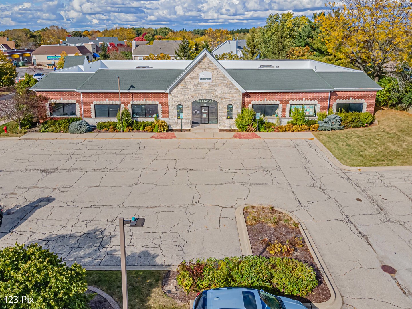 625 N Bridgeport Terrace