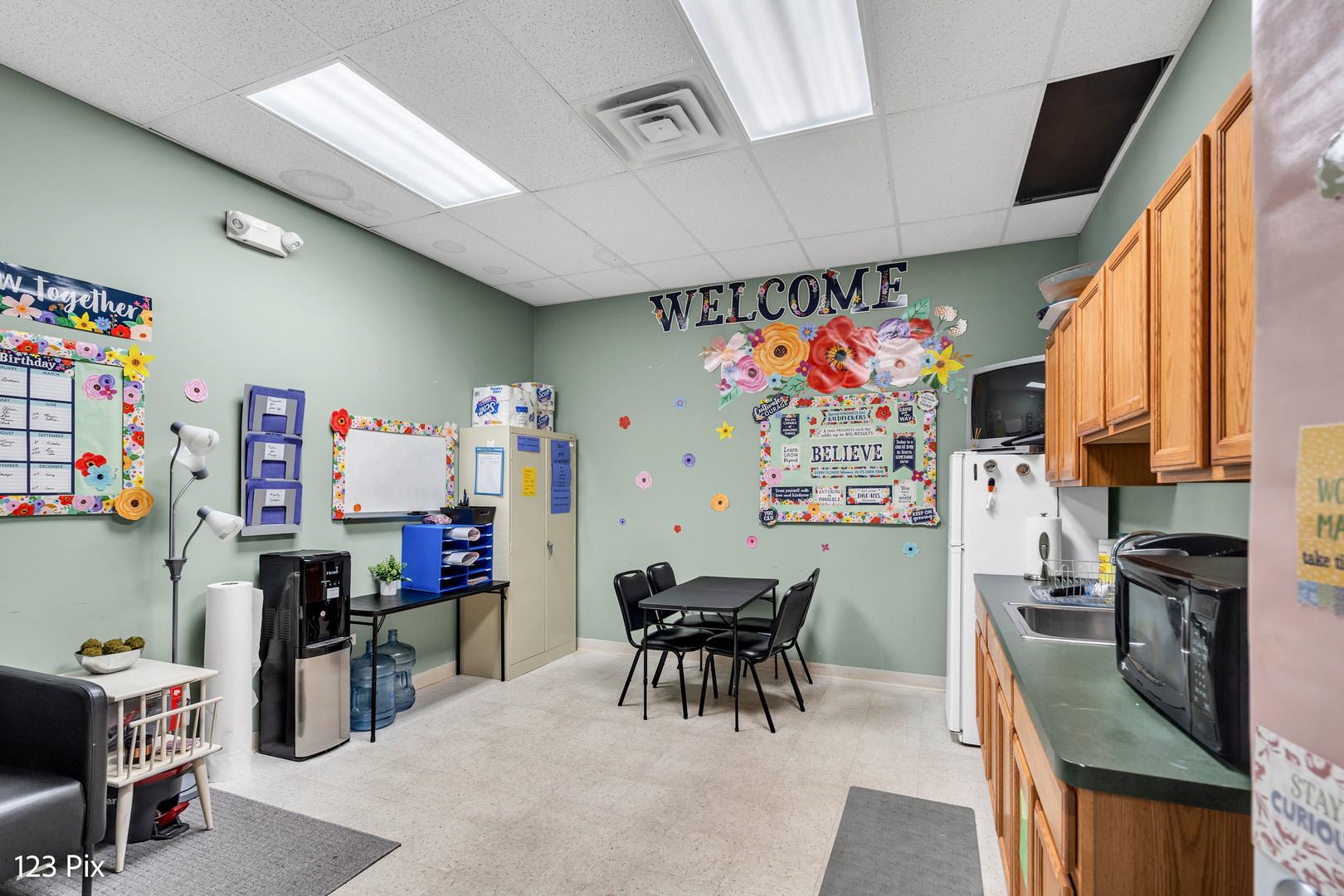 625 N Bridgeport Terrace